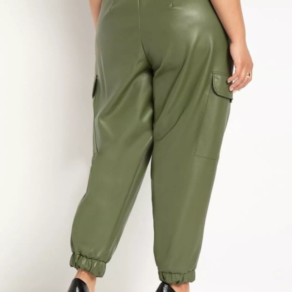 Eloquii Green Vegan Leather Cargo Jogger Pants Pull On Size 24 Q - Picture 3 of 10